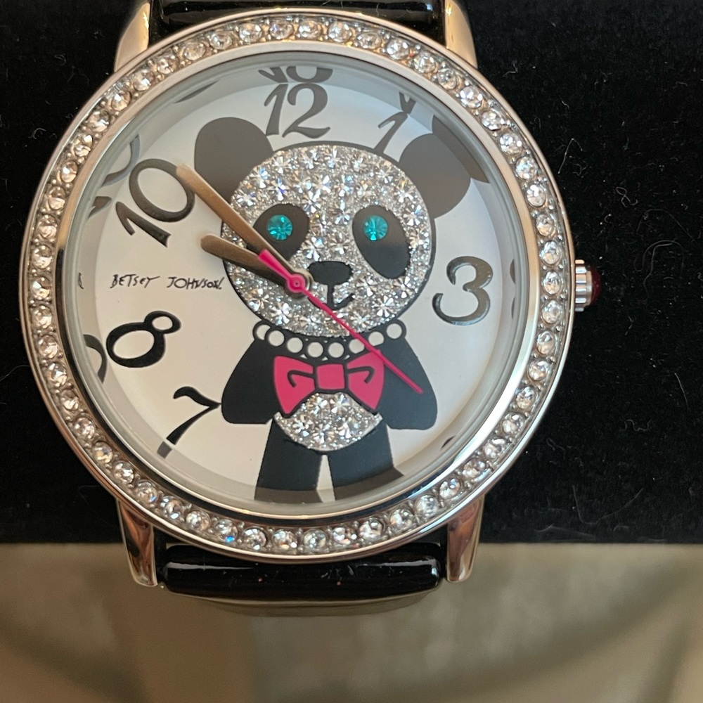 Betsey Johnson watch - Picture 5 of 7
